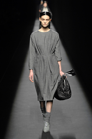 desfiles-driesvannoten-parisinverno2007rtw-113
