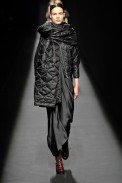 desfiles-driesvannoten-parisinverno2007rtw-160