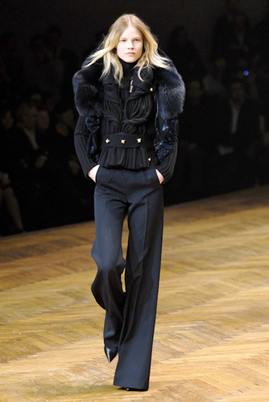 desfiles-givenchy-parisinverno2007rtw-105