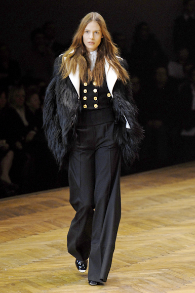 desfiles-givenchy-parisinverno2007rtw-115