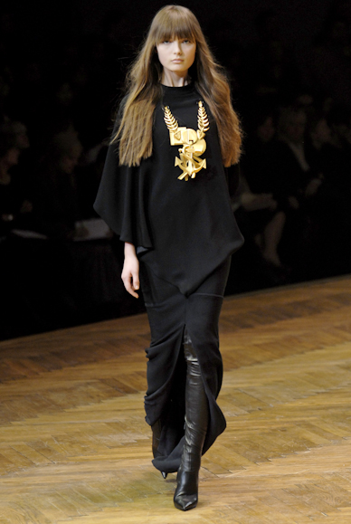 desfiles-givenchy-parisinverno2007rtw-117
