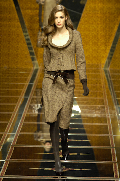 desfiles-valentino-parisinverno2007rtw-102