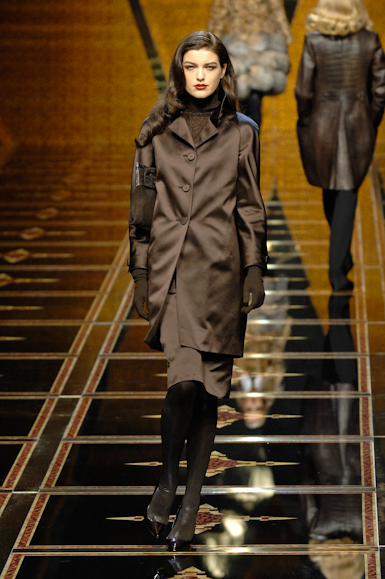 desfiles-valentino-parisinverno2007rtw-108