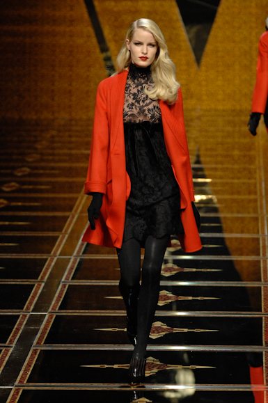 desfiles-valentino-parisinverno2007rtw-124