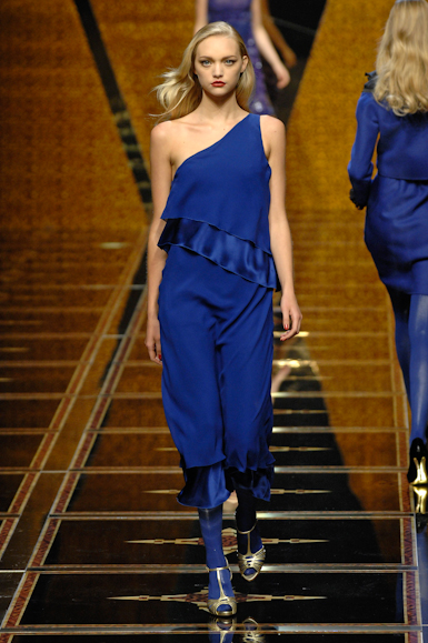 desfiles-valentino-parisinverno2007rtw-133