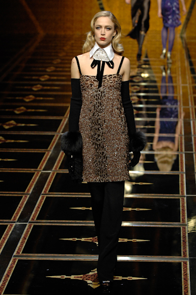 desfiles-valentino-parisinverno2007rtw-135