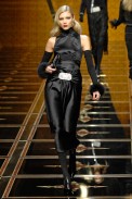 desfiles-valentino-parisinverno2007rtw-140