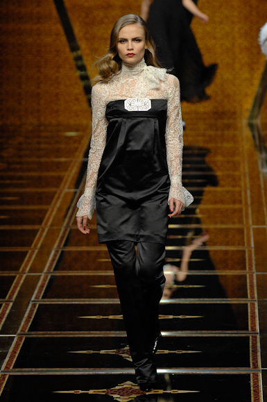 desfiles-valentino-parisinverno2007rtw-145