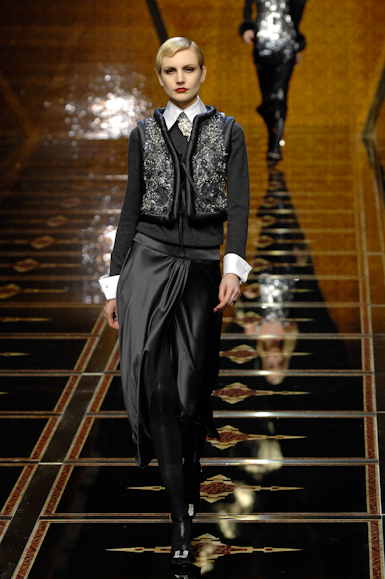 desfiles-valentino-parisinverno2007rtw-148
