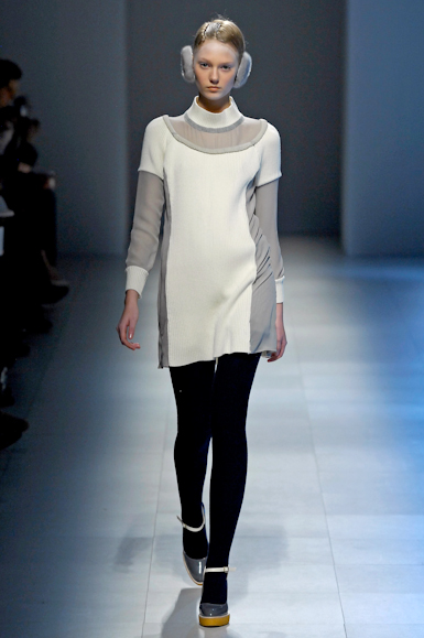 desfiles-undercover-parisinverno2007rtw-104