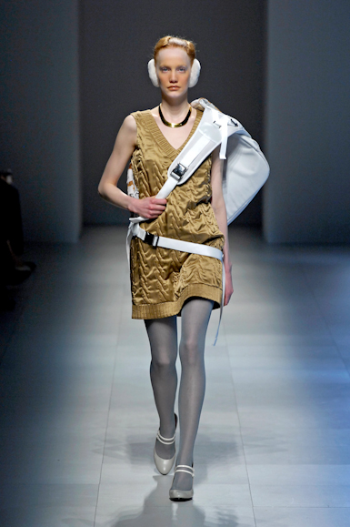 desfiles-undercover-parisinverno2007rtw-110