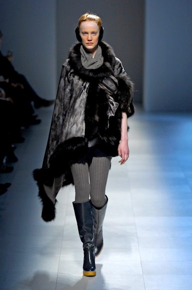 desfiles-undercover-parisinverno2007rtw-139