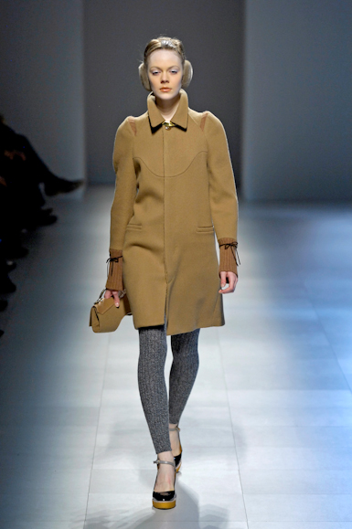 desfiles-undercover-parisinverno2007rtw-141