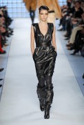 desfiles-loewe-parisinverno2007rtw-113
