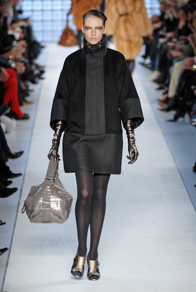 desfiles-loewe-parisinverno2007rtw-115