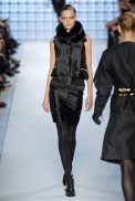 desfiles-loewe-parisinverno2007rtw-118