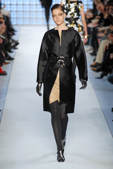 desfiles-loewe-parisinverno2007rtw-127