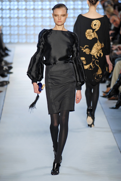 desfiles-loewe-parisinverno2007rtw-132