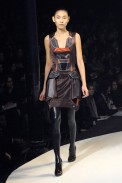 desfiles-husseinchalayan-parisinverno2007rtw-129