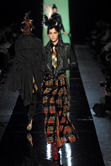 desfiles-jeanpaulgaultier-parisinverno2007rtw-127