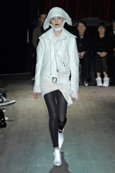 desfiles-junyawatanabe-parisinverno2007rtw-102