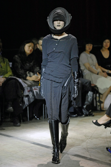 desfiles-junyawatanabe-parisinverno2007rtw-105