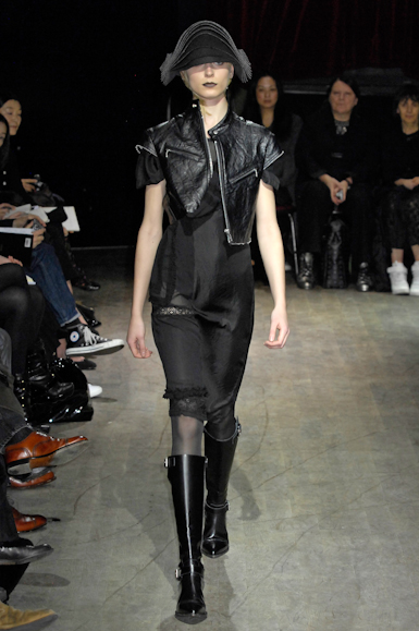 desfiles-junyawatanabe-parisinverno2007rtw-119