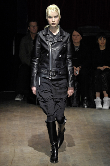 desfiles-junyawatanabe-parisinverno2007rtw-121