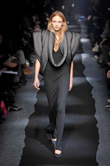 desfiles-martinmagiela-parisinverno2007rtw-121