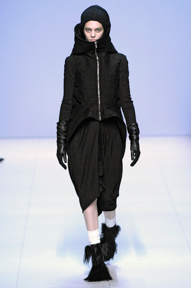 desfiles-rickowens-parisinverno2007rtw-107