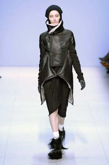 desfiles-rickowens-parisinverno2007rtw-123