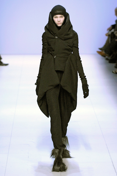 desfiles-rickowens-parisinverno2007rtw-130