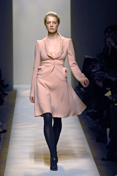 desfiles-bottegaveneta-milaoinverno2007rtw-104