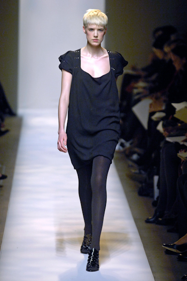 desfiles-bottegaveneta-milaoinverno2007rtw-124