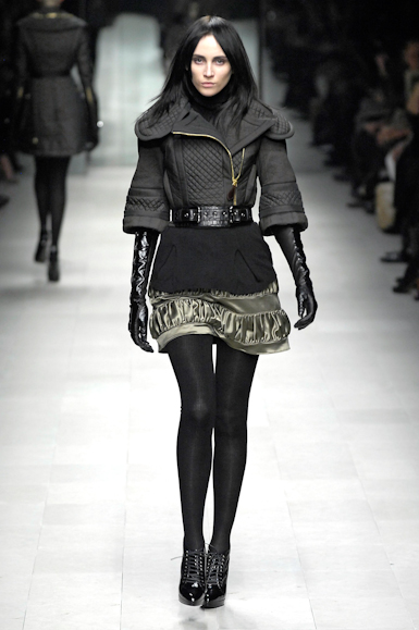 desfiles-burberry-milaoinverno2007rtw-101