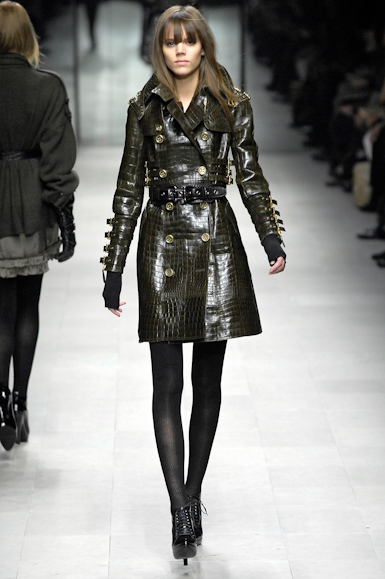 desfiles-burberry-milaoinverno2007rtw-103