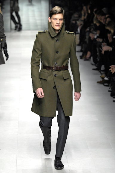 desfiles-burberry-milaoinverno2007rtw-106