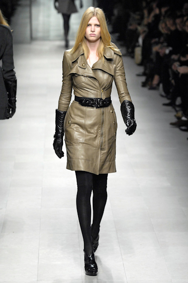 desfiles-burberry-milaoinverno2007rtw-108