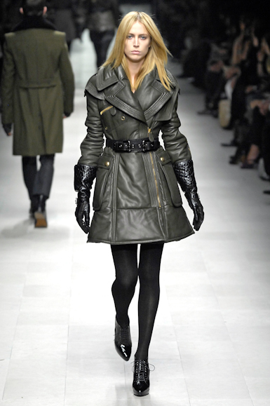 desfiles-burberry-milaoinverno2007rtw-111