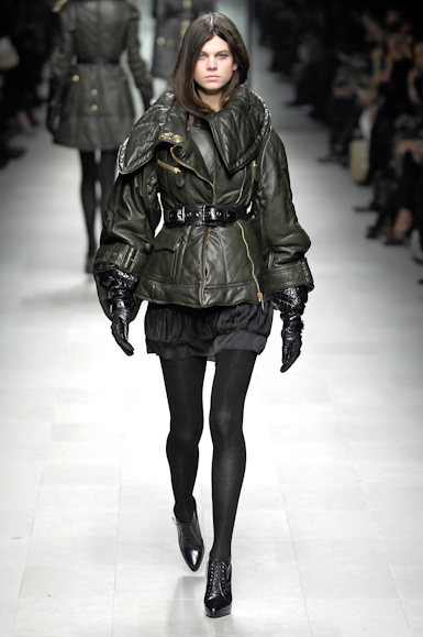 desfiles-burberry-milaoinverno2007rtw-112