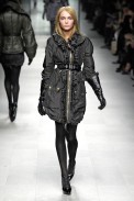 desfiles-burberry-milaoinverno2007rtw-113