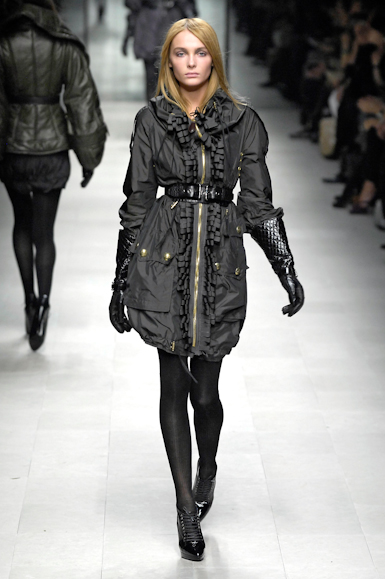 desfiles-burberry-milaoinverno2007rtw-113