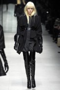 desfiles-burberry-milaoinverno2007rtw-120