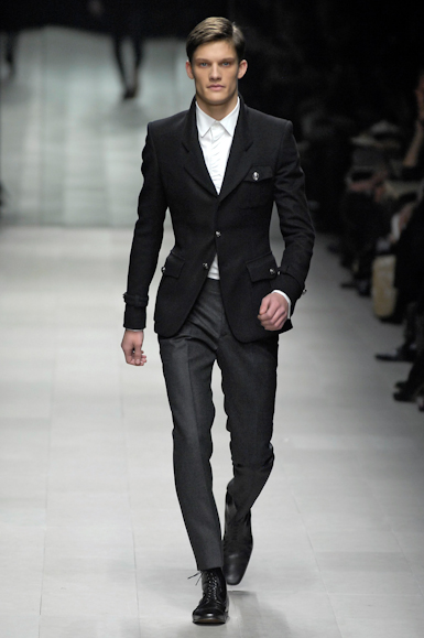 desfiles-burberry-milaoinverno2007rtw-124