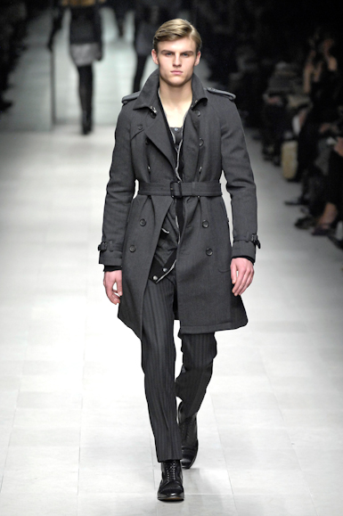 desfiles-burberry-milaoinverno2007rtw-135