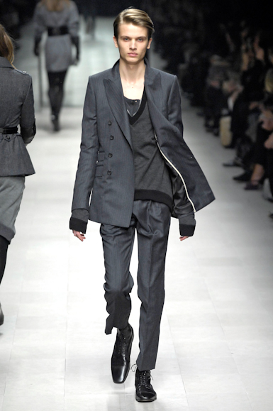 desfiles-burberry-milaoinverno2007rtw-138