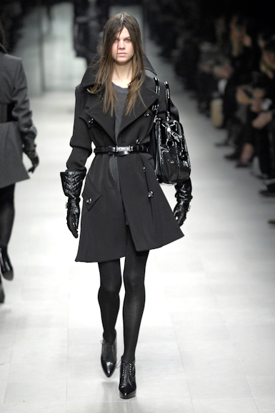 desfiles-burberry-milaoinverno2007rtw-140