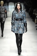 desfiles-burberry-milaoinverno2007rtw-159
