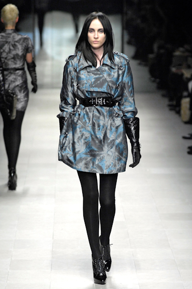 desfiles-burberry-milaoinverno2007rtw-159