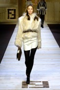 desfiles-fendi-milaoinverno2007rtw-103